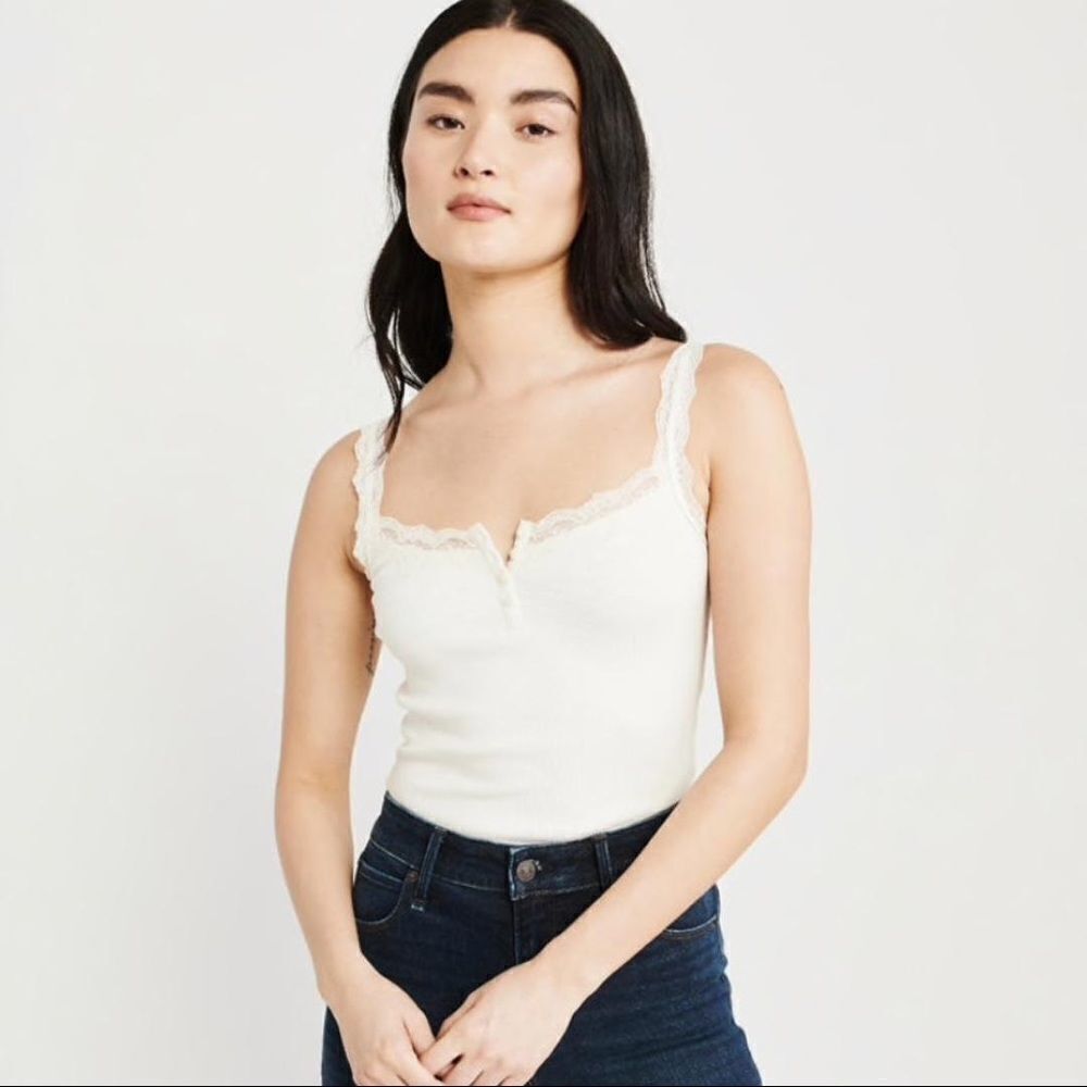 ✨A&F Striped Racerback Tank Top✨